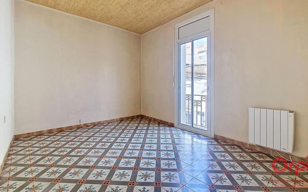 Maison à vendre    6 pièces •  Salses-le-Château