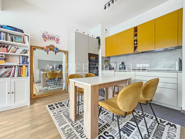 Appartement
         3 pièces
        - 70 m² 420 000 € *
