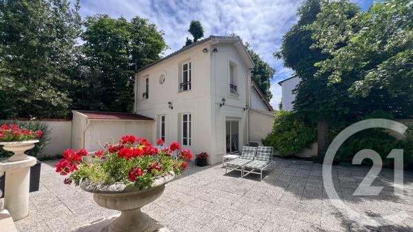 Maison à vendre  9 pièces - 270 m 2   LE PERREUX SUR MARNE  - 94