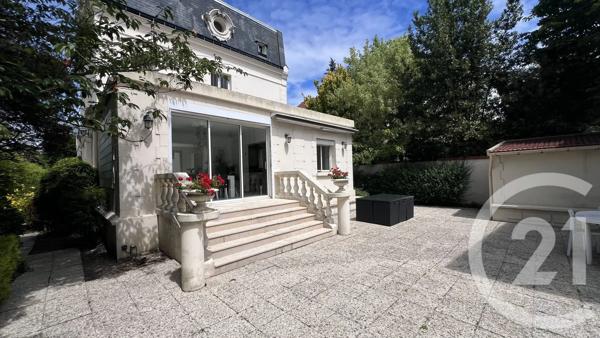 Maison à vendre  9 pièces - 270 m 2   LE PERREUX SUR MARNE  - 94