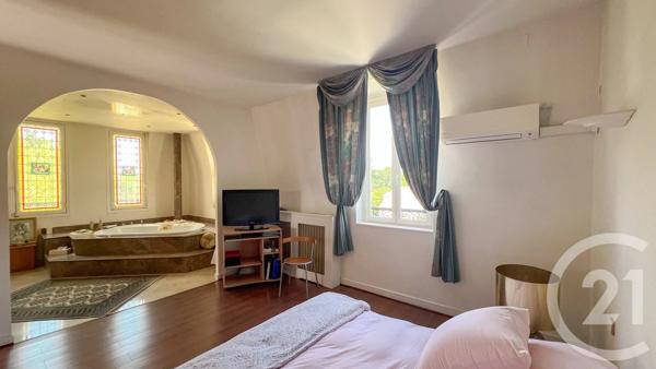 Maison à vendre  9 pièces - 270 m 2   LE PERREUX SUR MARNE  - 94