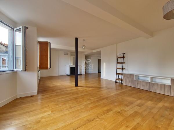 PARIS 17EME - MÉTRO WAGRAM - RUE AMPÈRE - DERNIER ÉTAGE TERRASSE - APPARTEMENT FAMILIAL Loyer 5 200 €/mois charges comprises **  - Référence  3193-NG