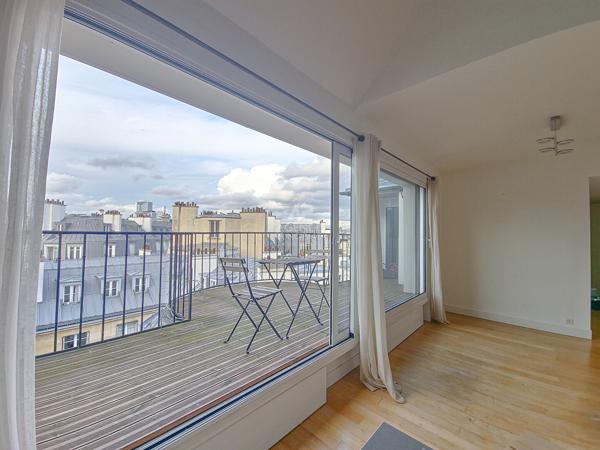 PARIS 17EME - MÉTRO WAGRAM - RUE AMPÈRE - DERNIER ÉTAGE TERRASSE - APPARTEMENT FAMILIAL Loyer 5 200 €/mois charges comprises **  - Référence  3193-NG