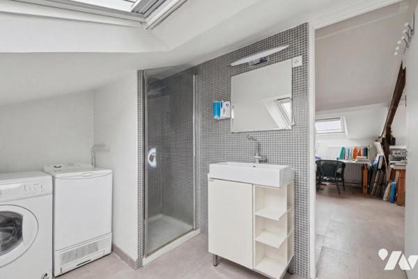 LES LILAS - Duplex de 3/4 pièces - Traversant - Dernier étage - Vue dégagée