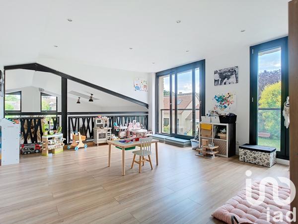 Maison à vendre 6 pièces 240 m² Thoiry