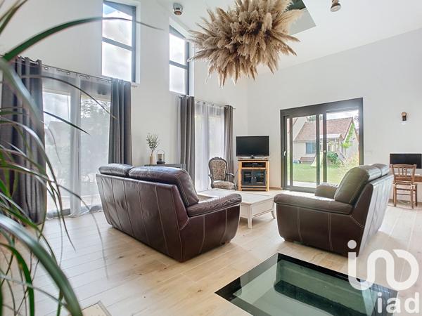 Maison à vendre 6 pièces 240 m² Thoiry