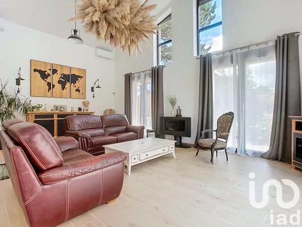 Maison à vendre 6 pièces 240 m² Thoiry