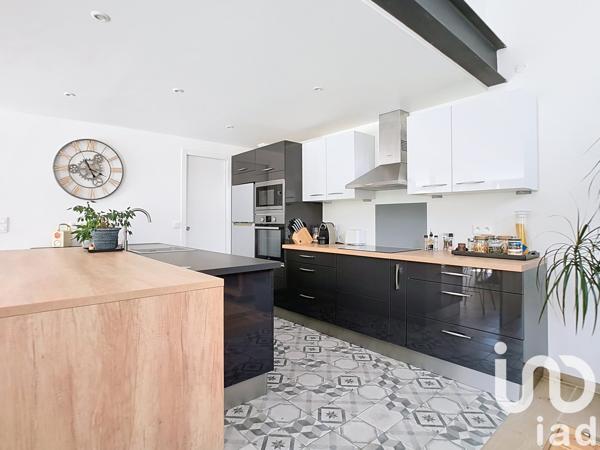 Maison à vendre 6 pièces 240 m² Thoiry