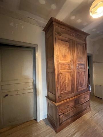 MARCIAC et PLAISANCE(32), AUTHENTIQUE et ELEGANTE PROPRIETE GASCONNE, dans son jus, SANS VOISIN, VUE sur les coteaux 300m2, dependances 500m2, près de 8ha bois et terres