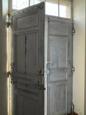 MARCIAC et PLAISANCE(32), AUTHENTIQUE et ELEGANTE PROPRIETE GASCONNE, dans son jus, SANS VOISIN, VUE sur les coteaux 300m2, dependances 500m2, près de 8ha bois et terres