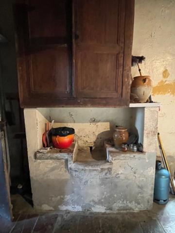 MARCIAC et PLAISANCE(32), AUTHENTIQUE et ELEGANTE PROPRIETE GASCONNE, dans son jus, SANS VOISIN, VUE sur les coteaux 300m2, dependances 500m2, près de 8ha bois et terres