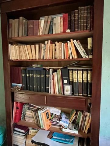 MARCIAC et PLAISANCE(32), AUTHENTIQUE et ELEGANTE PROPRIETE GASCONNE, dans son jus, SANS VOISIN, VUE sur les coteaux 300m2, dependances 500m2, près de 8ha bois et terres