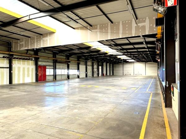 Dpt Allier (03), à vendre 5 Km de Montluçon ,SAINT VICTOR Local industriel - 3895 m2 terrain de :201353 m2