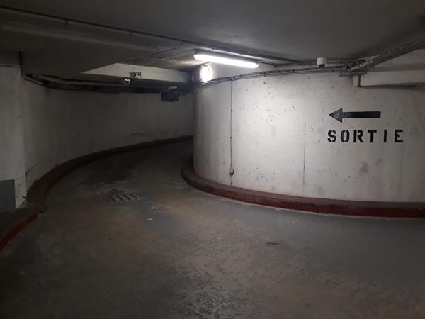 Achat parking / box Paris 03 - 12 m² - 40 000 €