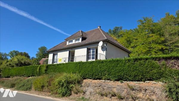 Pavillon au coeur d'un des plus joli village du Nord de l'Indre