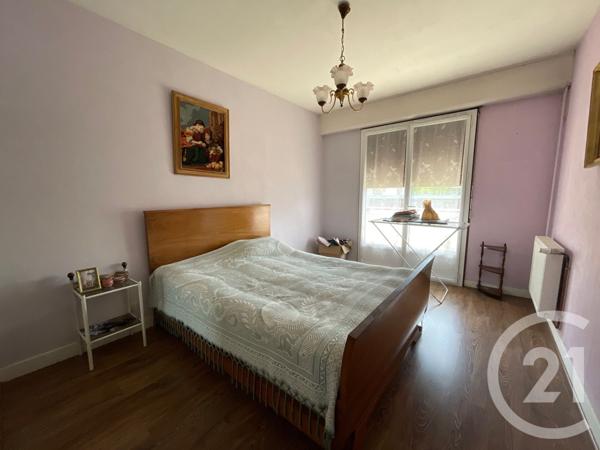 Appartement F3 à vendre  3 pièces - 64,77 m 2   BRIVE LA GAILLARDE  - 19