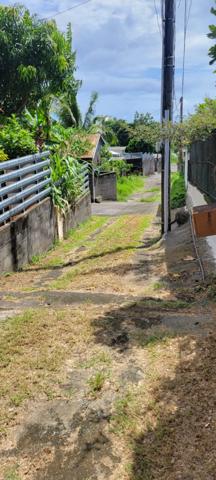 Maison à démolir à vendre à SAINT DENIS 4 pièces MOUFIA (974) A démolir ou à rénover.