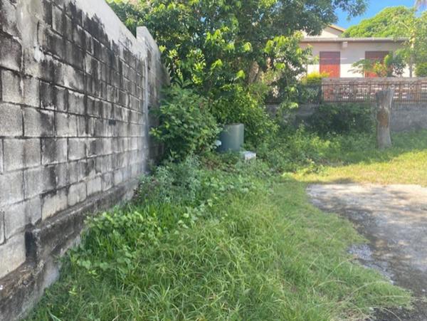 Maison à démolir à vendre à SAINT DENIS 4 pièces MOUFIA (974) A démolir ou à rénover.