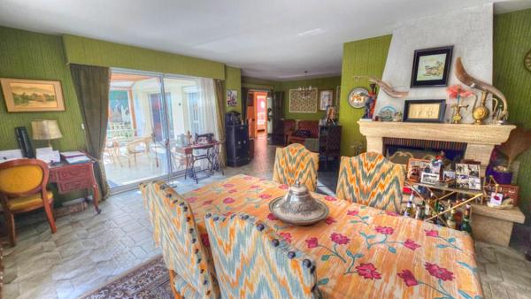 Maison  5 pièce(s) 164 m2