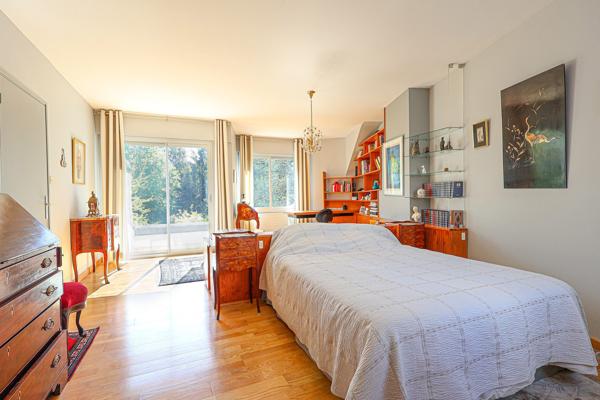 Acheter Maison 9 pièces - 280 m²