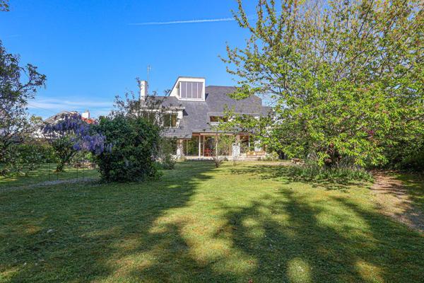 Acheter Maison 9 pièces - 280 m²