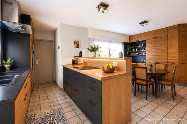 Acheter Maison 9 pièces - 280 m²