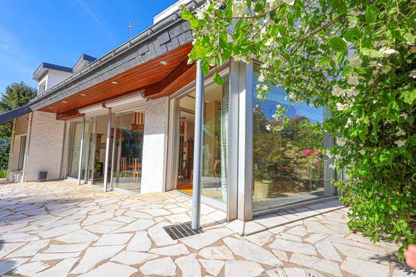 Acheter Maison 9 pièces - 280 m²