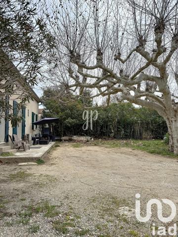 Maison traditionnelle 4 pièces de 200 m² à Taillades (84300)