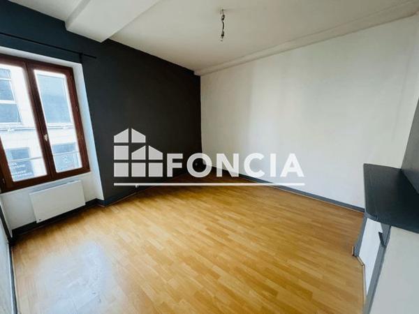 Location Appartement 2 pièces 64.69 m² - 3/5 RUE DAMPIERRE Auxerre 89000