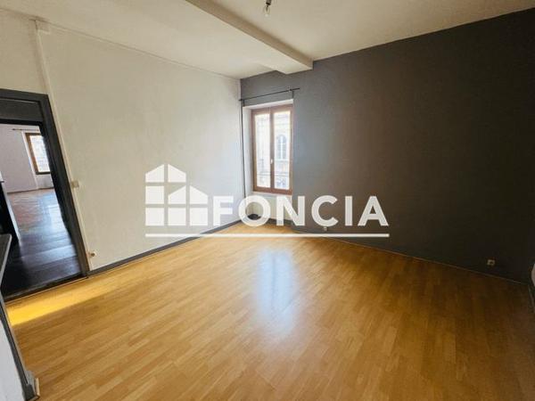 Location Appartement 2 pièces 64.69 m² - 3/5 RUE DAMPIERRE Auxerre 89000