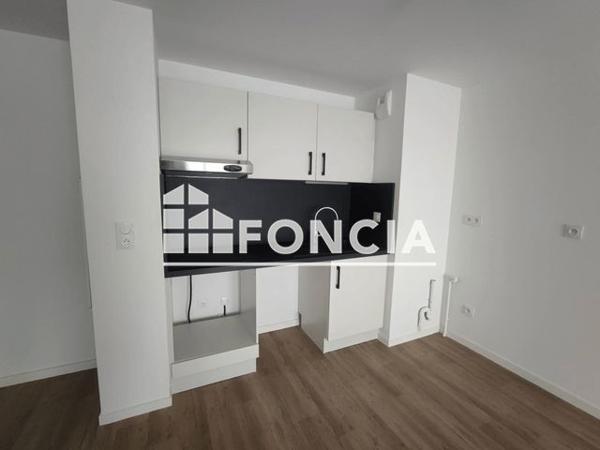 Location Appartement 2 pièces 42.5 m² - 3A RUE DU MARECHAL LECLERC Luisant 28600