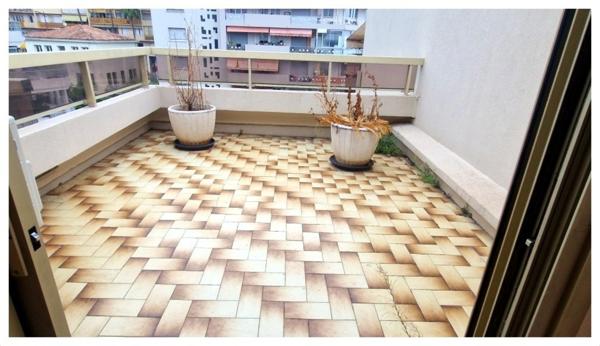 Appartement à vendre 3 pièces (84)