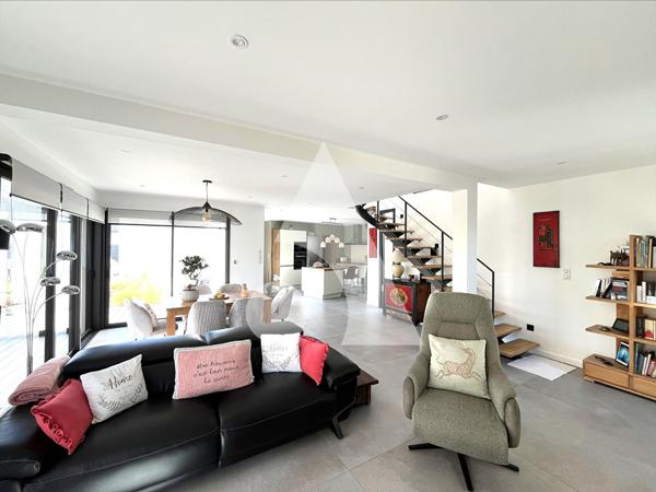 Maison 5 pièces 142 m2