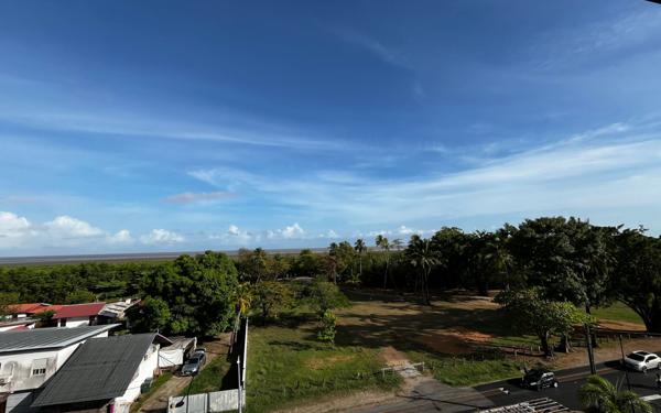 Appartement à vendre    5 pièces •  Cayenne