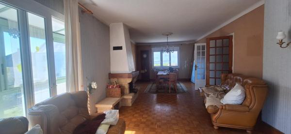 Maison familiale T5 avec sous-sol total et beau potentiel