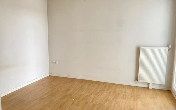 Appartement à vendre    2 pièces •  Cenon