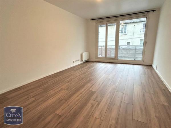 Appartement à louer 2 pièces 45.7m² Livry-Gargan (93190)