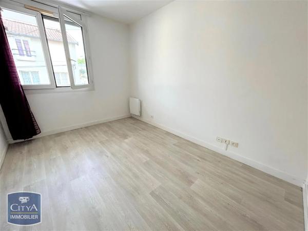 Appartement à louer 2 pièces 45.7m² Livry-Gargan (93190)