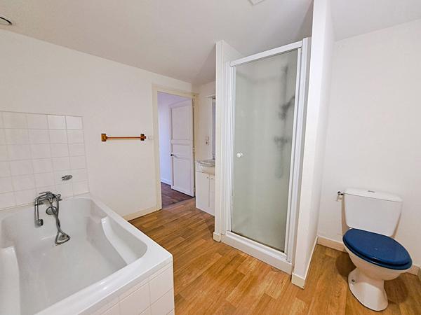 Charmante maison de bourg à MOUCHAMPS de 78m² environ !