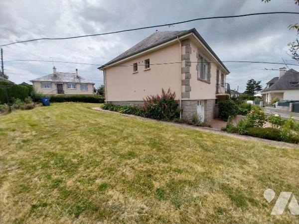 Maison à Vendre à Vitré (35500) en Ille-et-Vilaine (35)
BAISSE DE PRIX 
Dans un quartier plai...