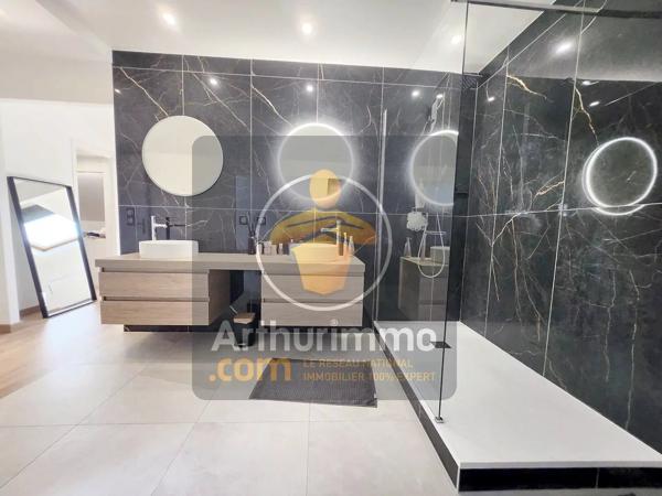 Vente                                                      Maison
                        
                     6 pièces                      145 m2                     à Ormesson-sur-Marne