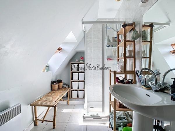 VANCÉ (72) – MAISON DE CHARME, à vendre, 115 m² – 3 CHAMBRES + BUREAU – JARDIN CLOS – 98 000 € FAI