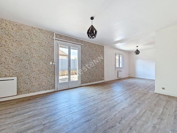 A vendre - Rare a Beaulieu ! Maison de plain-pied avec garage et jardin ? A personnaliser