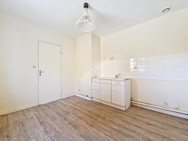 A vendre - Rare a Beaulieu ! Maison de plain-pied avec garage et jardin ? A personnaliser