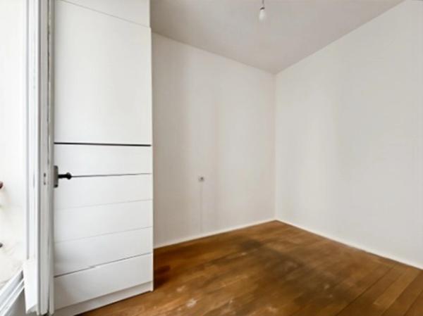 Appartement à vendre 2 pièces PARIS 18EME ARRONDISSEMENT (75)