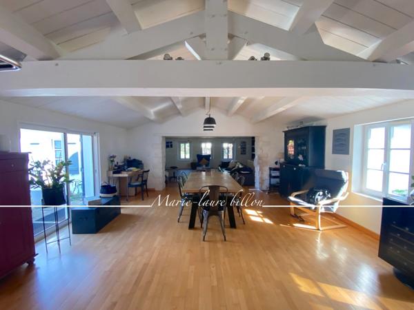 Maison à vendre 7 pièces SAINT HILAIRE DE RIEZ (85), longère+sa maison d'amis+annexes+piscine , parcelle 6000 m2