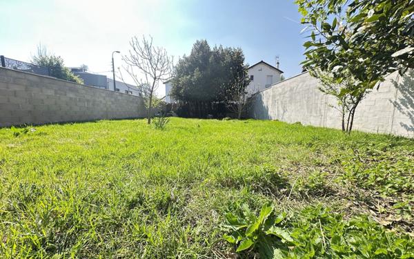 Terrain à vendre    Saint-Maur-des-Fossés