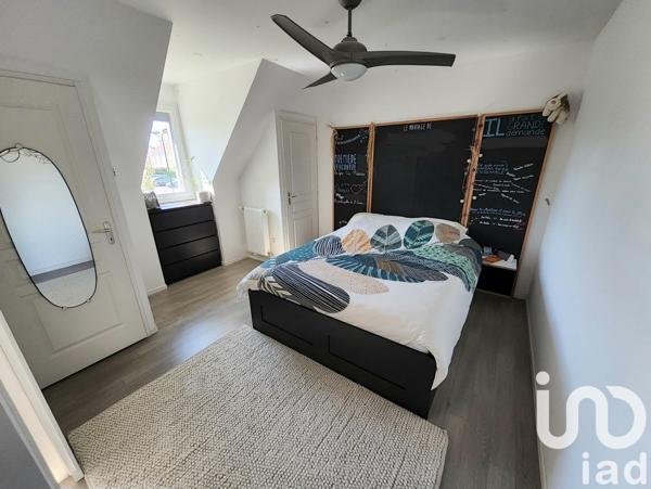 Pavillon 7 pièces de 113 m² à Escaudain (59124)