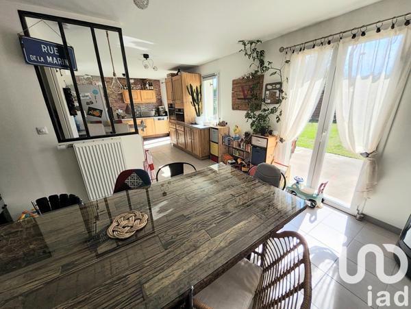 Pavillon 7 pièces de 113 m² à Escaudain (59124)