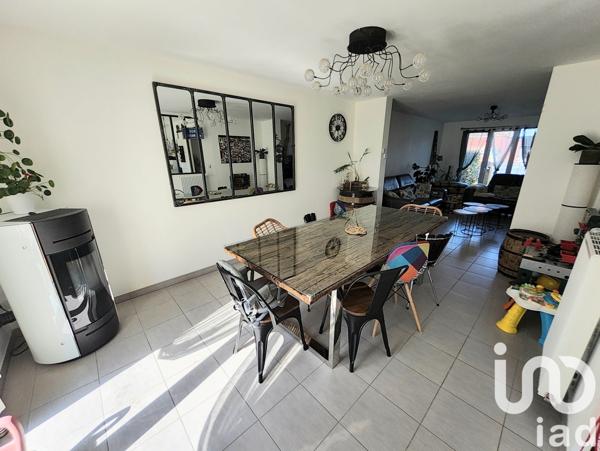 Pavillon 7 pièces de 113 m² à Escaudain (59124)